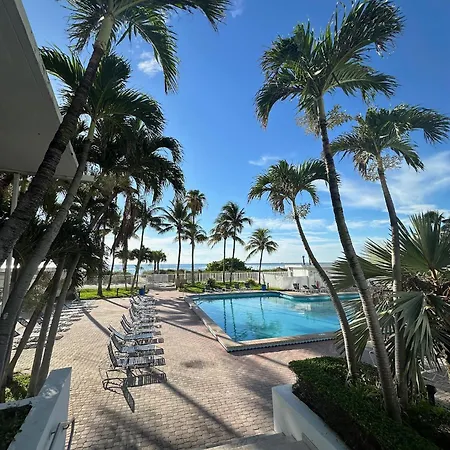 CASABLANCA -Kitchen, Pool, Beach-